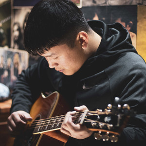 祖英裸体双乳呻吟
